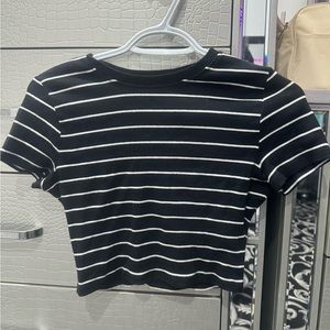 black crop top w white stripes